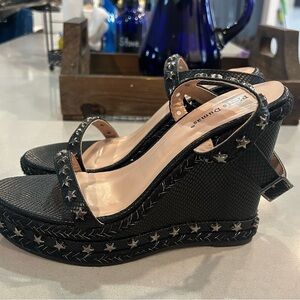 NWOB Pierre Dumas Black Star-Embellished Platform Sandals Size 9